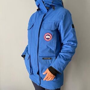 EUC Women’s Medium Canada Goose Arctic Blue Parka Jacket with Fur Trim